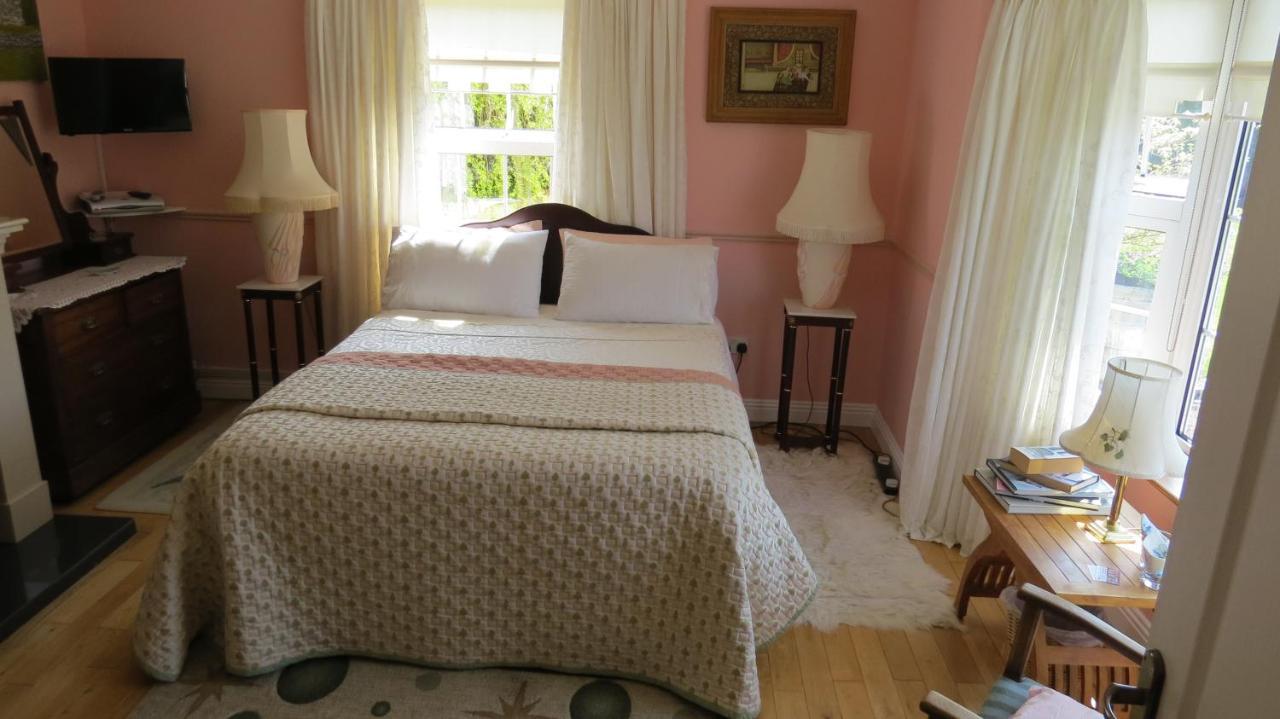 Bed and Breakfast Tyreda Эннис Экстерьер фото